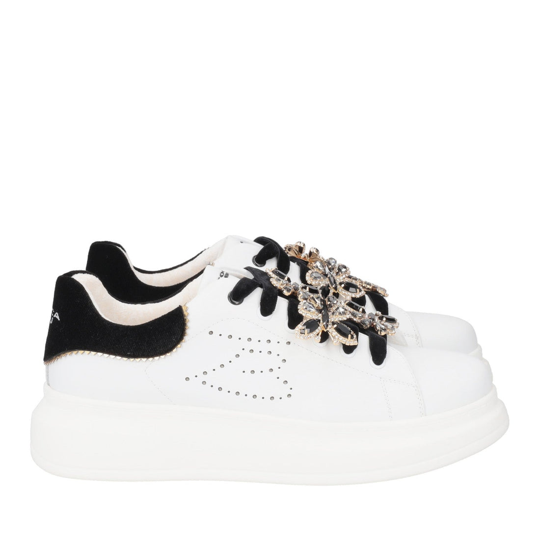 WHITE/BLACK JULIETTE SNEAKER WITH BUTTERFLIES