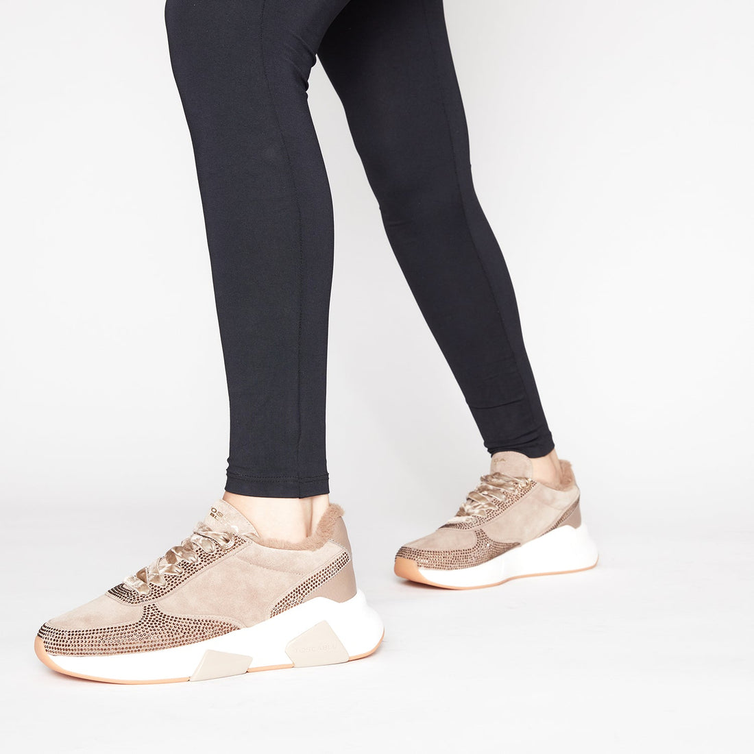 BEIGE AMA SNEAKERS IN LEATHER WITH RHINESTONE