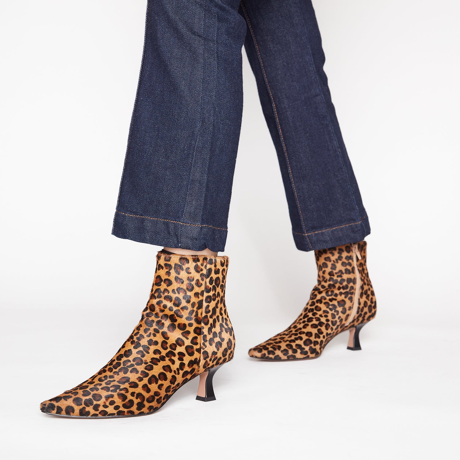 BEIGE ICELAND ANKLE BOOTS IN ANIMAL PRINT LEATHER