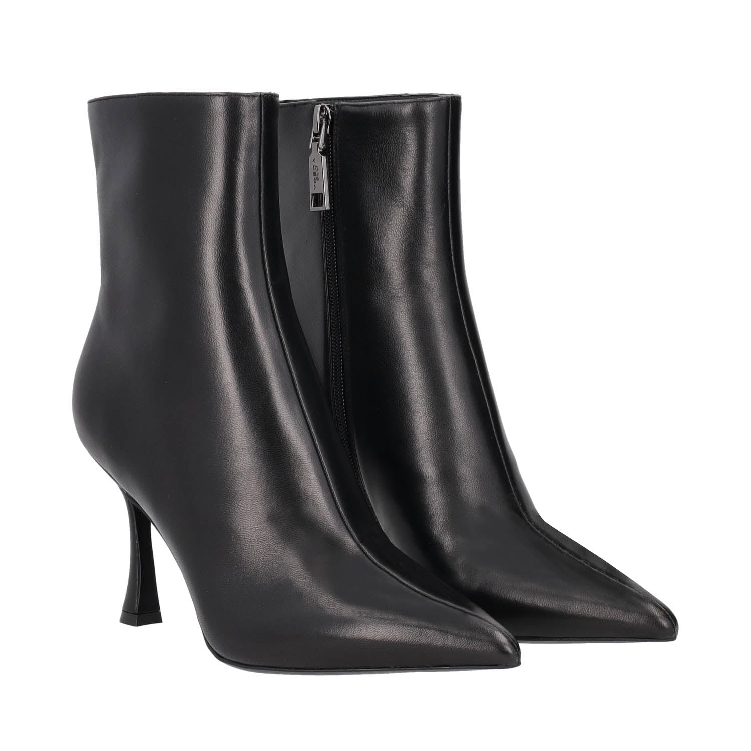 BLACK ICY LEATHER ANKLE BOOT