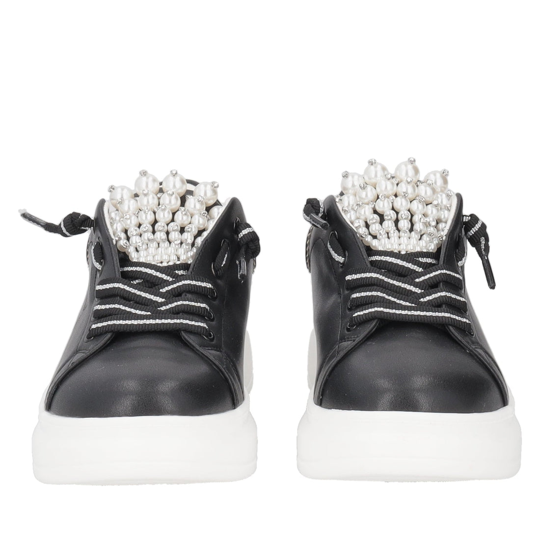 BLACK BELLATRIX PEARL SNEAKER