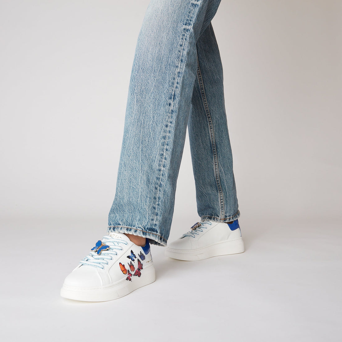 BIANCO/BLUETTE LEATHER FENICE SNEAKER WITH BUTTERFLY PRINT